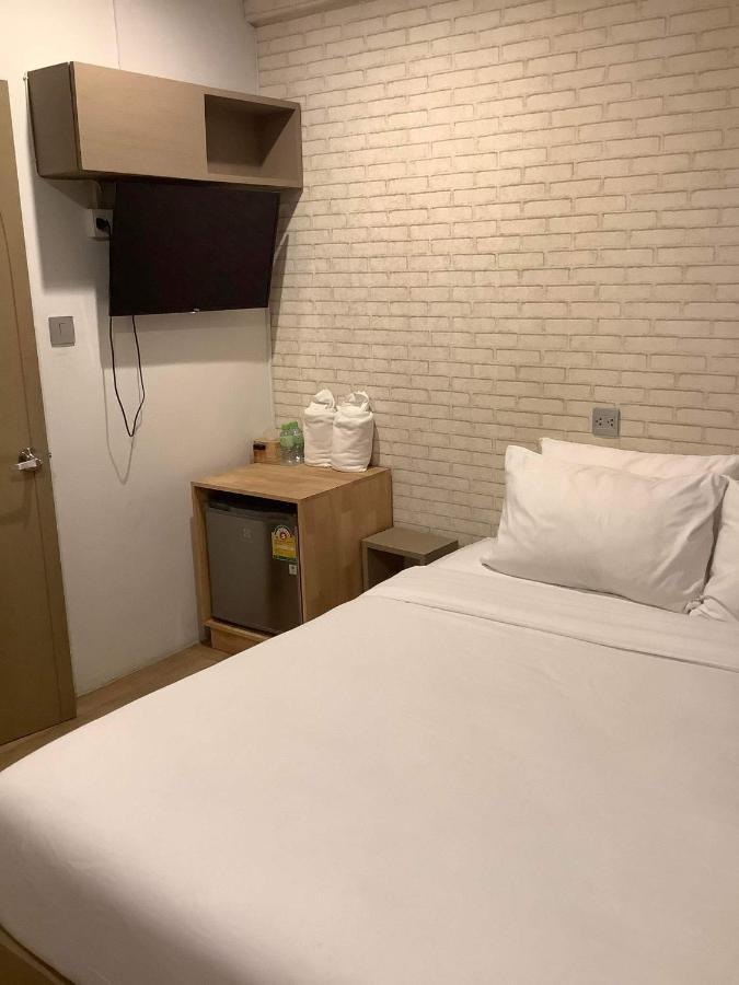 Cr.Hotel Makkasan Ngoại thất bức ảnh